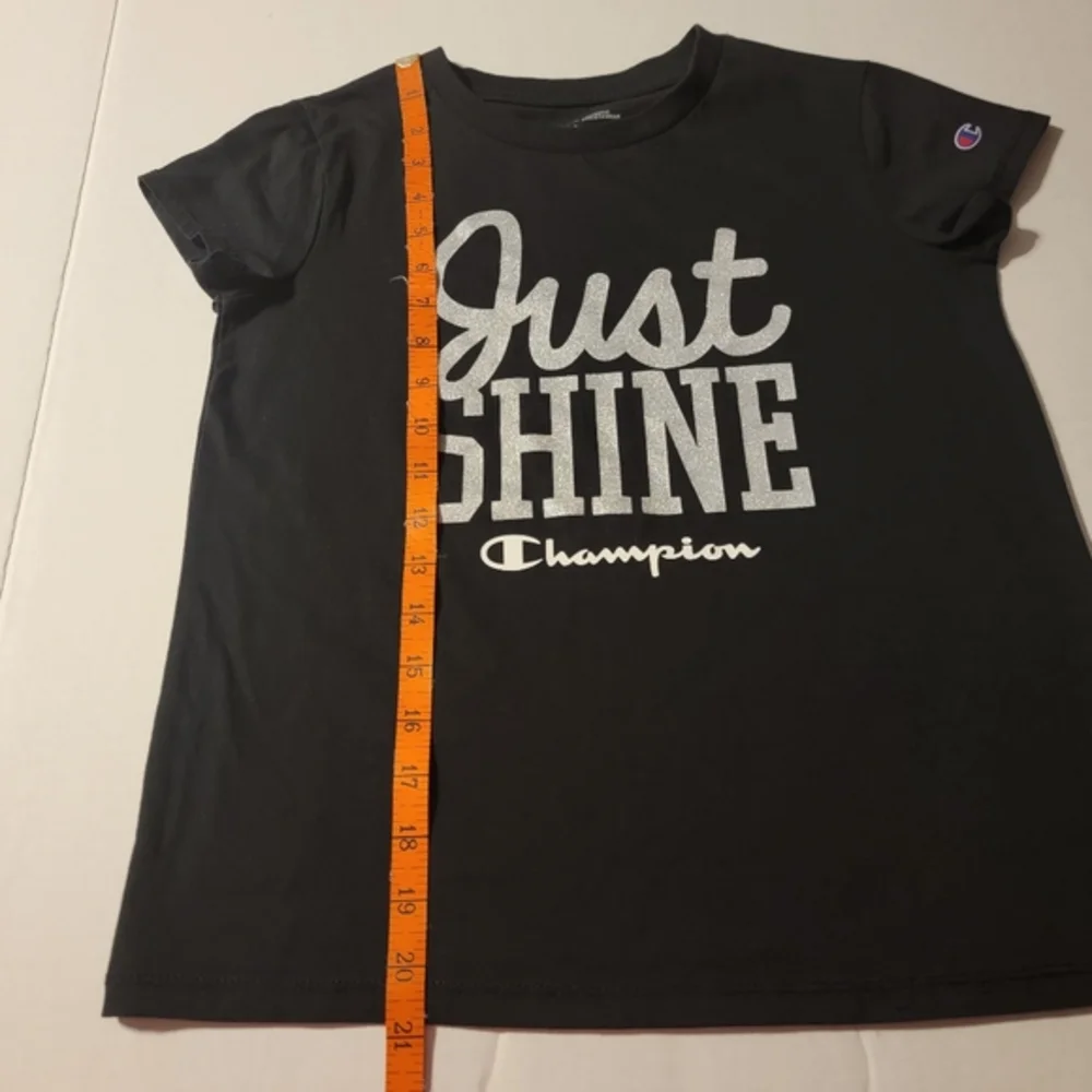 💚Champion “Just Shine”‎ Reflecting Black Short Sleeve Tee Girls Size 14/16